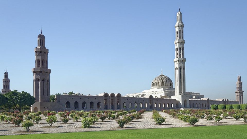 Cheap tickets from Bengaluru to Muscat, Oman for ₹11928 ($185)