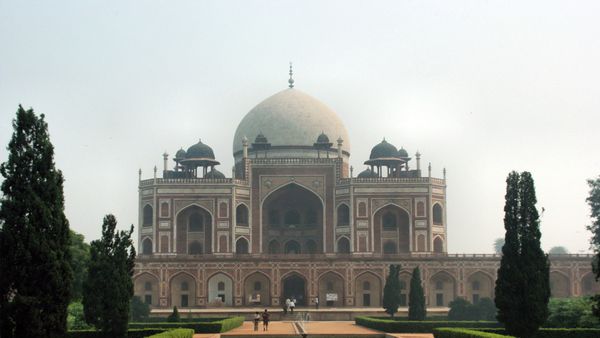 Los Angeles, USA to Delhi, India roundtrip for only Rs 21,340