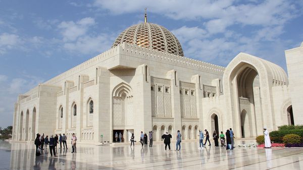 Cheap flights from Ahmedabad to Muscat, Oman for ₹11019