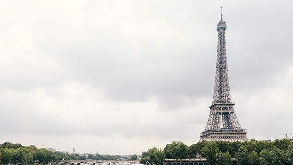 Cheap tickets from Delhi to Paris for ₹27386 ($399)